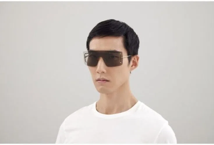 Alexander McQueen AM0412S Sunglasses - view 4